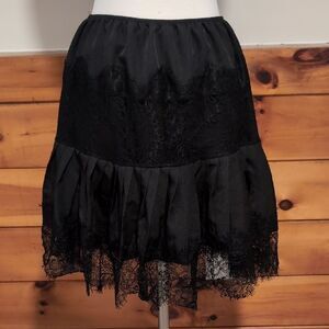 SHEIN Black Tiered Mini Skirt Cocktail